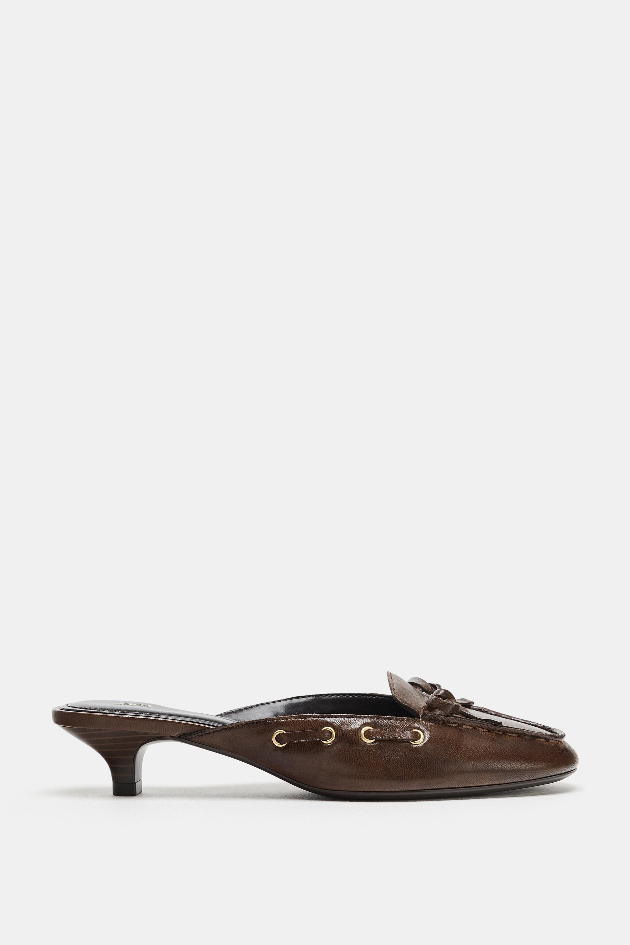 CHAUSSURES BATEAU EN CUIR À BRIDES ARRIÈRE